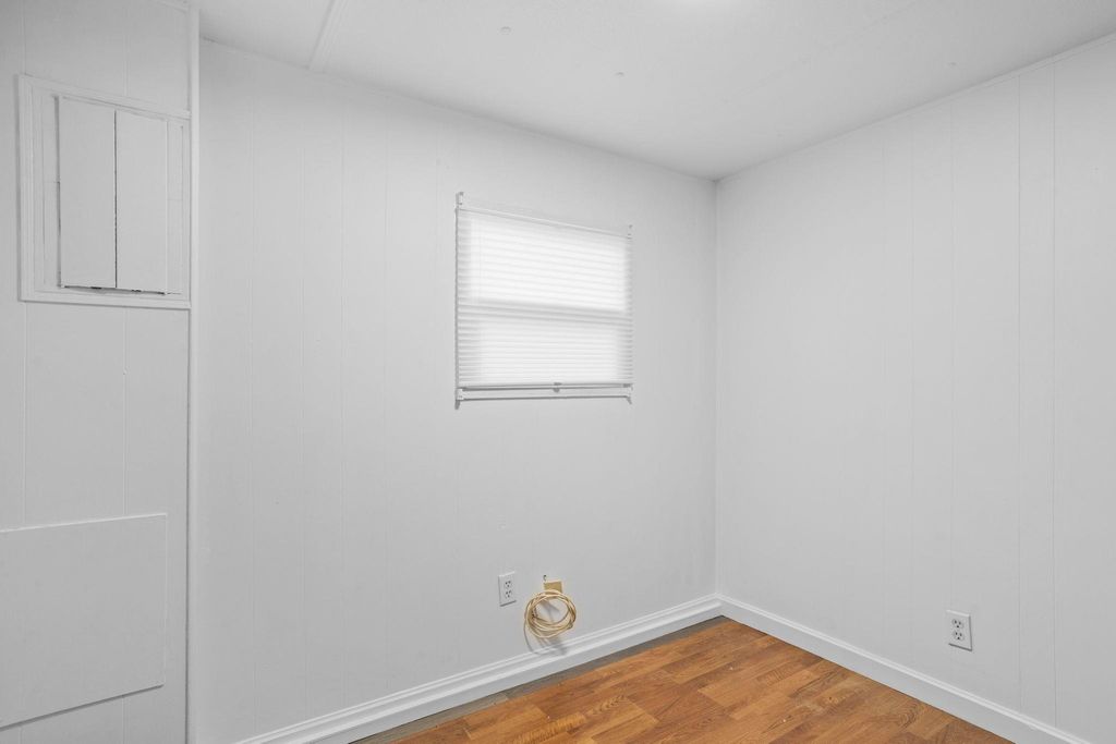 listing image 1103824789339733625