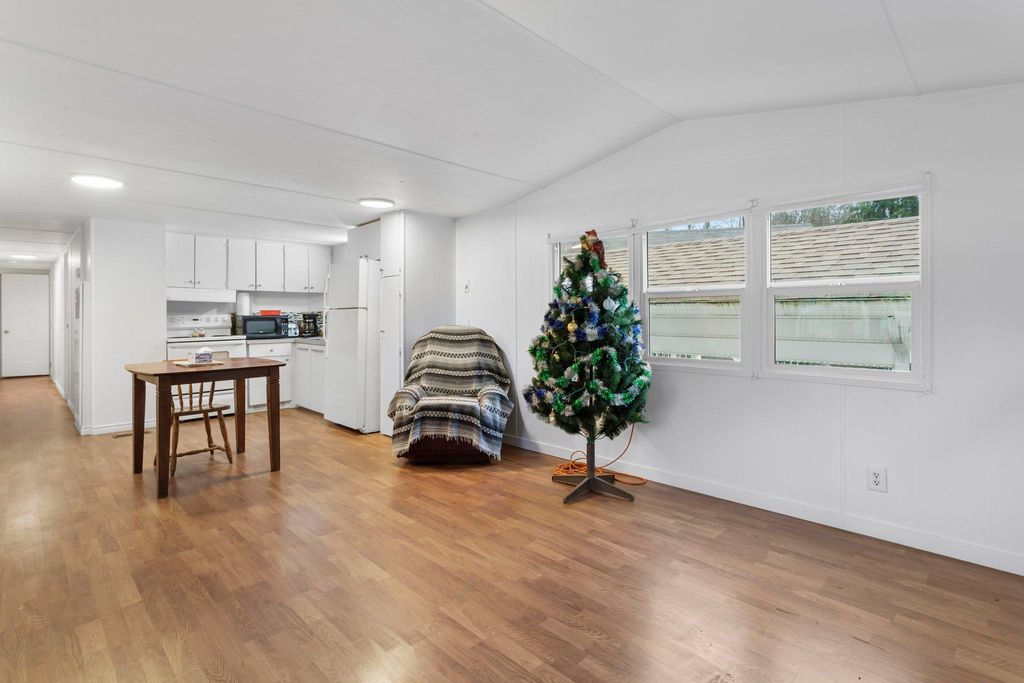 listing image 1105857258470301212