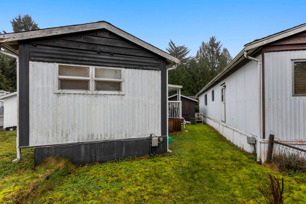 listing image 1105876433271994209