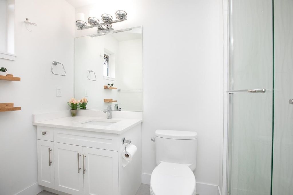 listing image 1103882737059343838