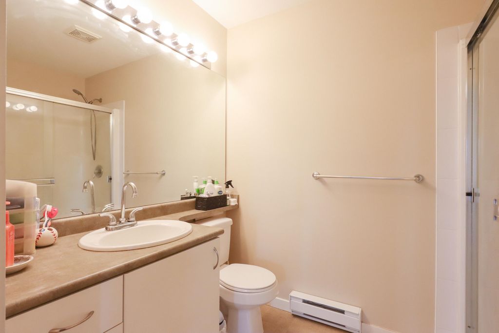 listing image 1104418895517387993