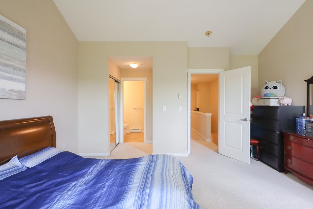 listing image 1100599300455848731