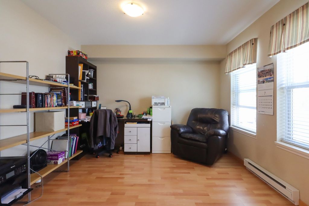 listing image 1106929985897663597