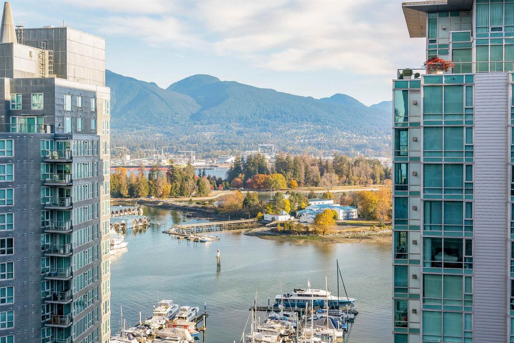 listing image 1100622183615794692