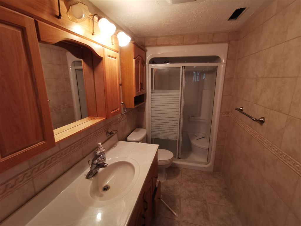 listing image 1101034256626066291