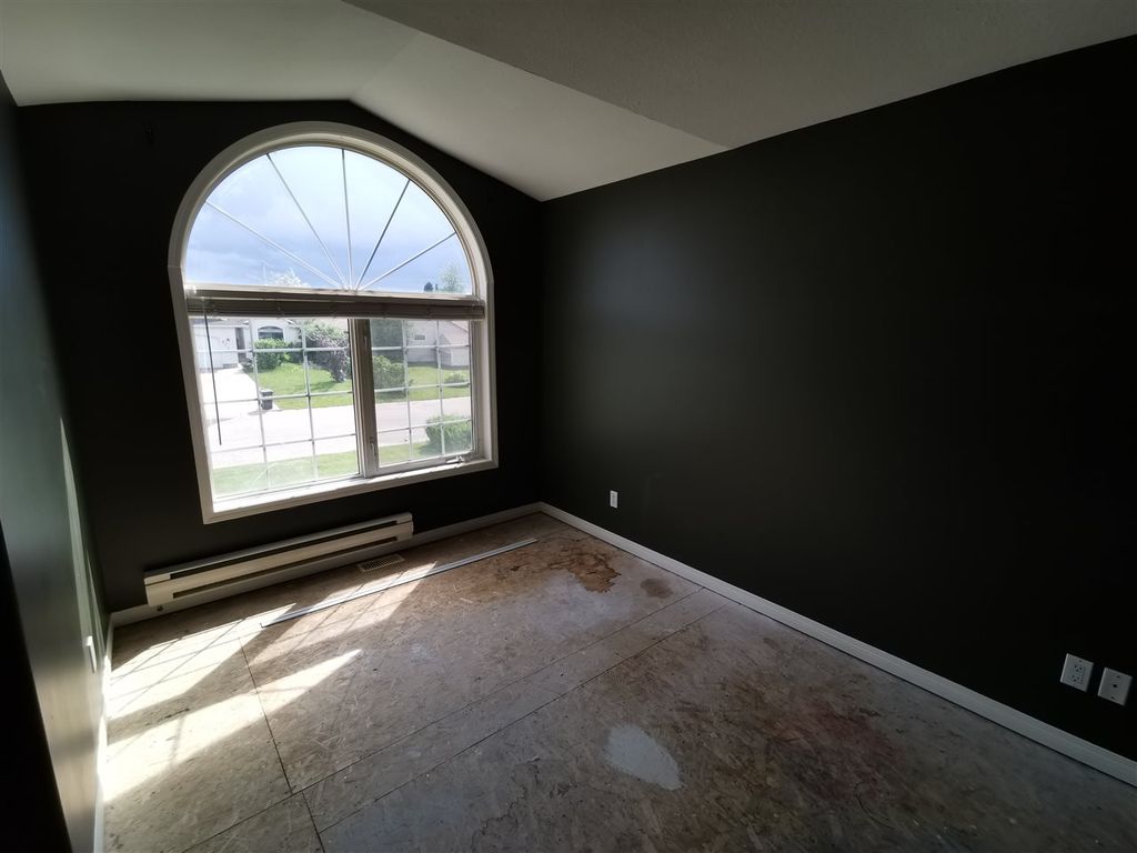listing image 1108502100486619603