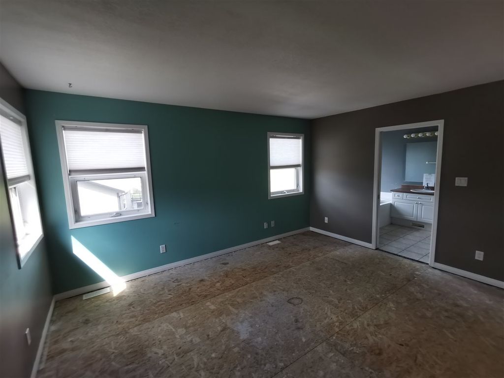 listing image 1106816843460475926