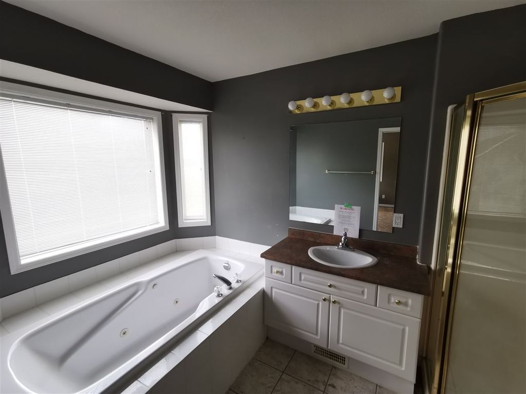 listing image 1108357765466843288