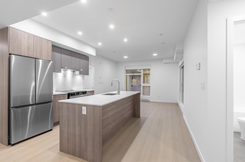 listing image 1105004464210161191