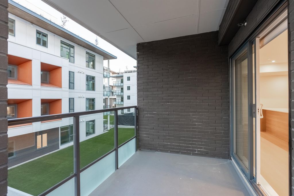 listing image 1102562917947276782