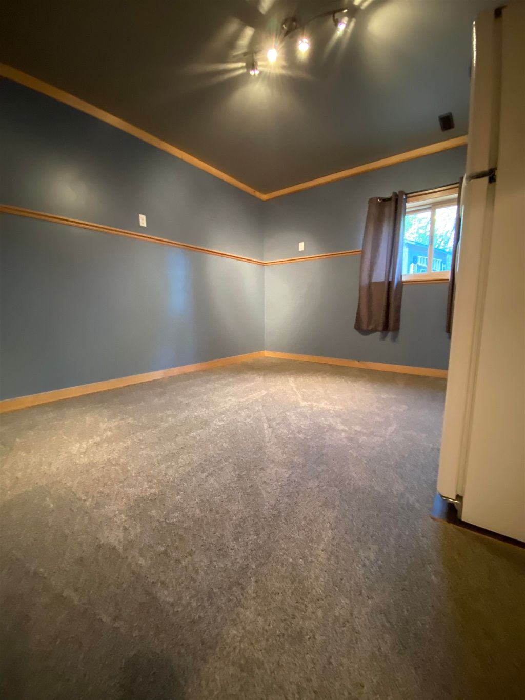 listing image 1100133020820617198