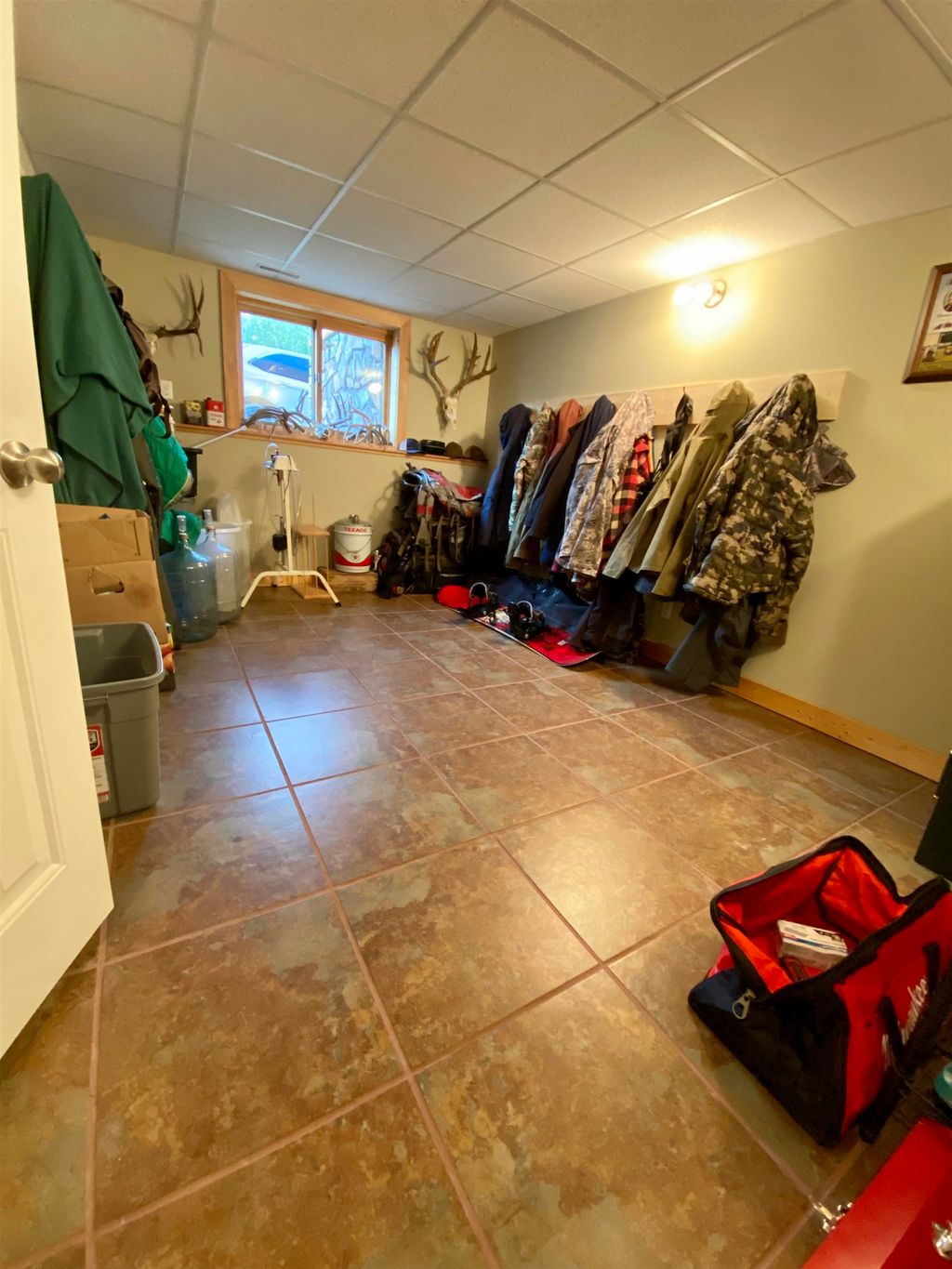 listing image 1106794037701248140