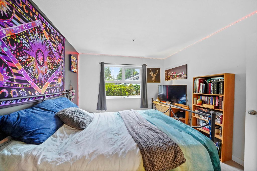 listing image 1103050812201193256