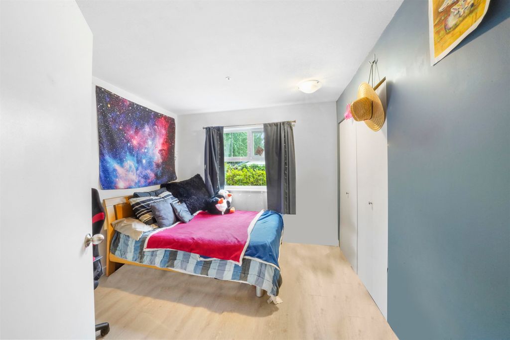 listing image 1100378295502274145