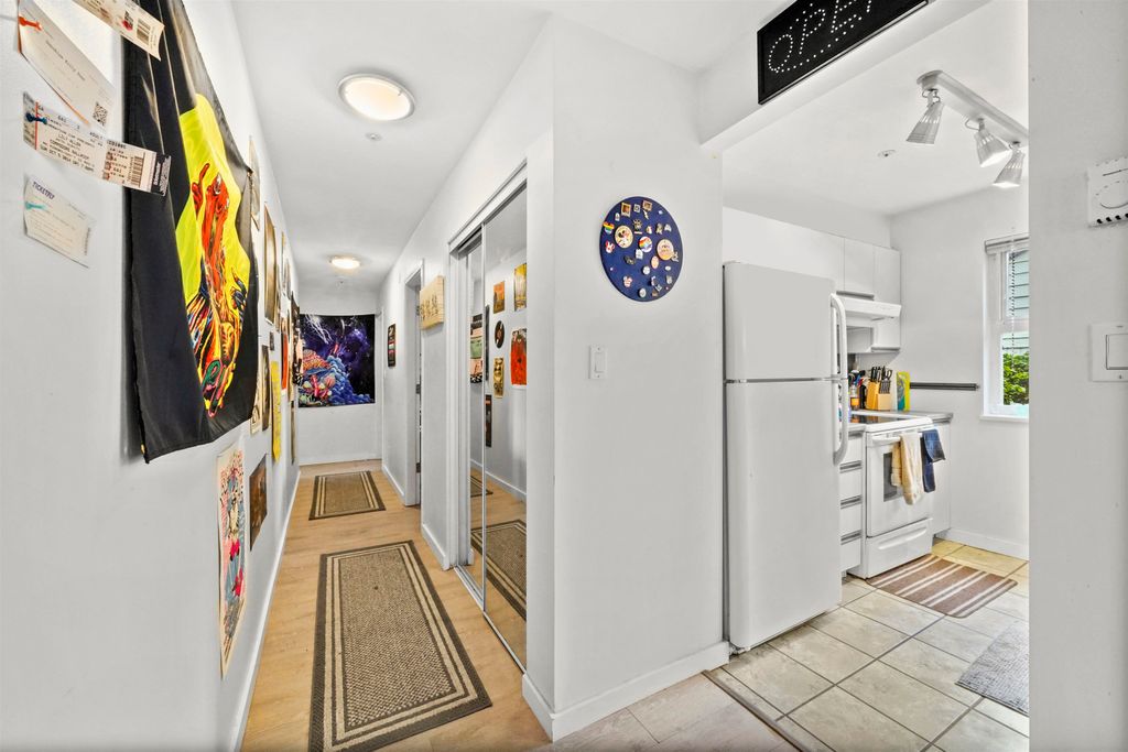 listing image 1102437565547123319