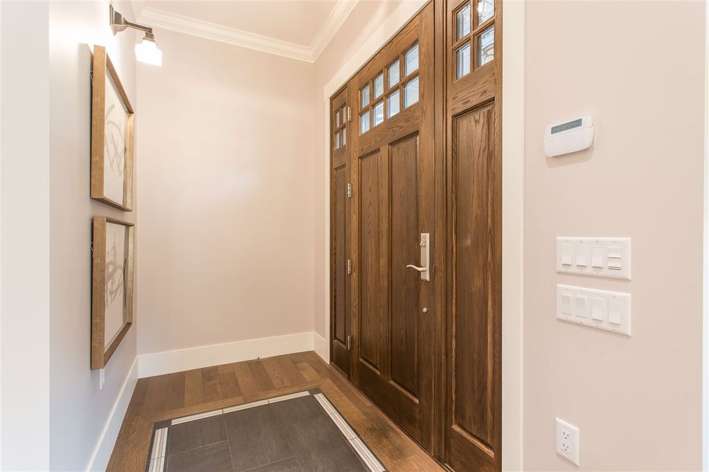 listing image 1104781890029036861