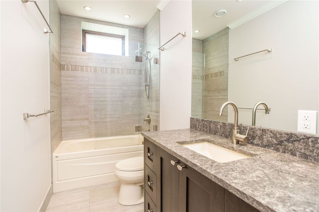 listing image 1107045163338430223