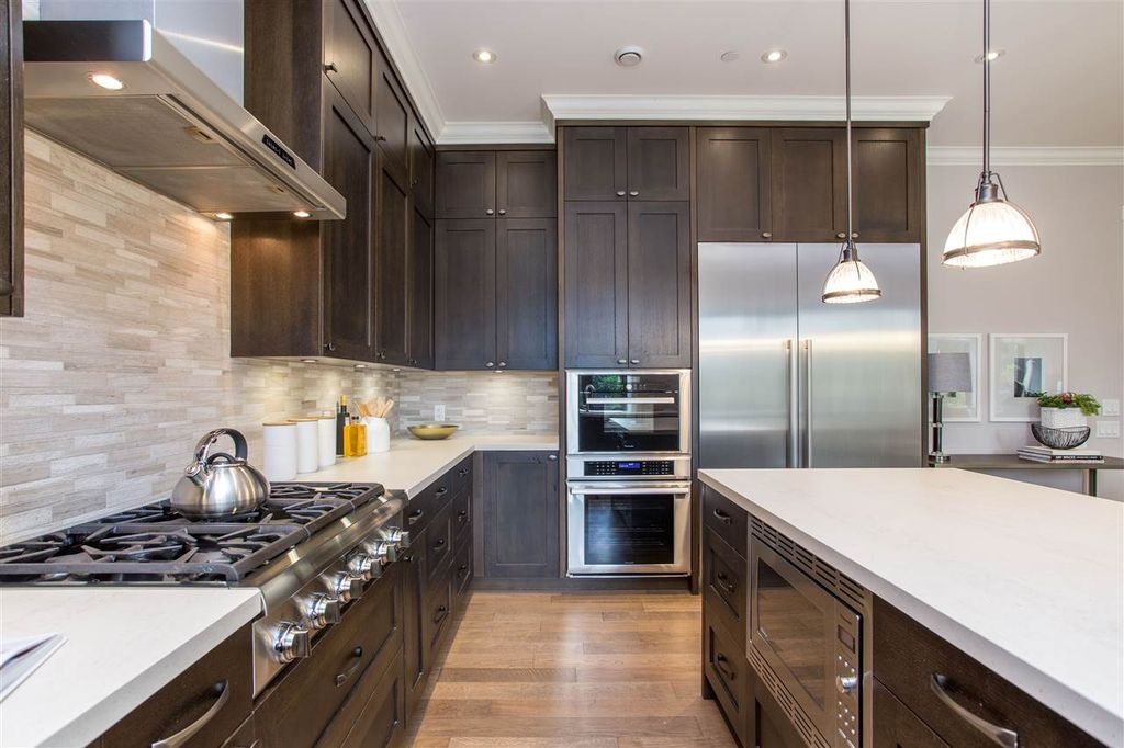 listing image 1102629427917941826