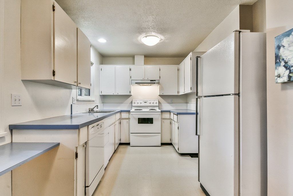 listing image 1103210690777556090