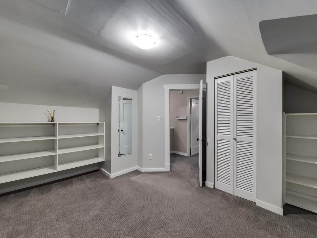 listing image 1107455652960797734