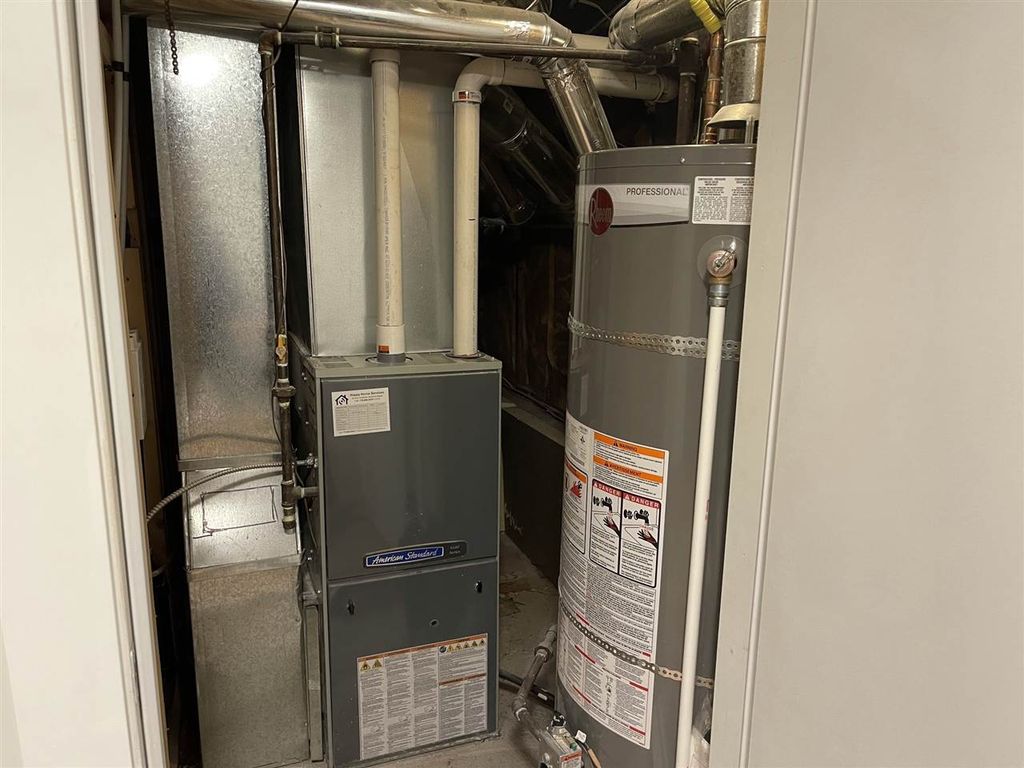 listing image 1109987501171476098