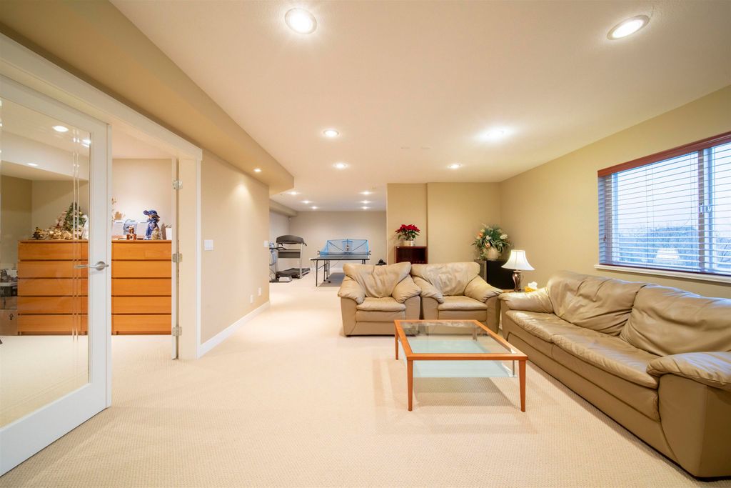 listing image 1102290280419301296