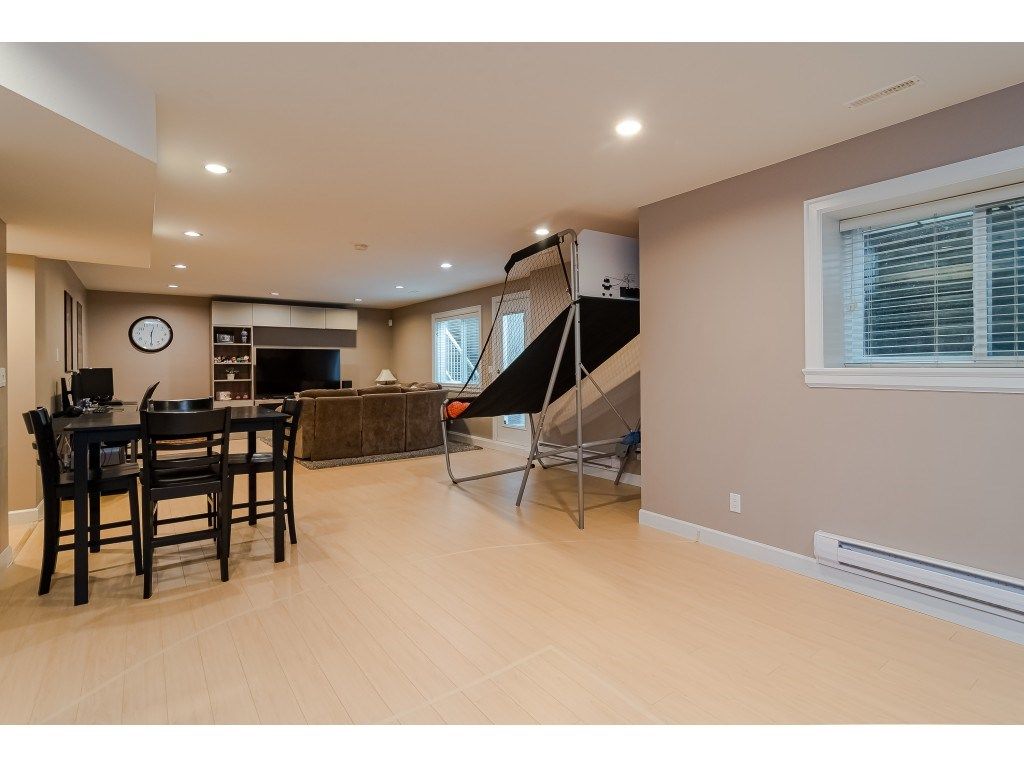 listing image 1105507441924903006