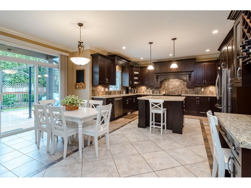 listing image 1109223743950650522