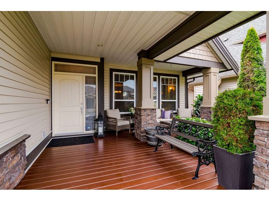 listing image 1102937515188606870