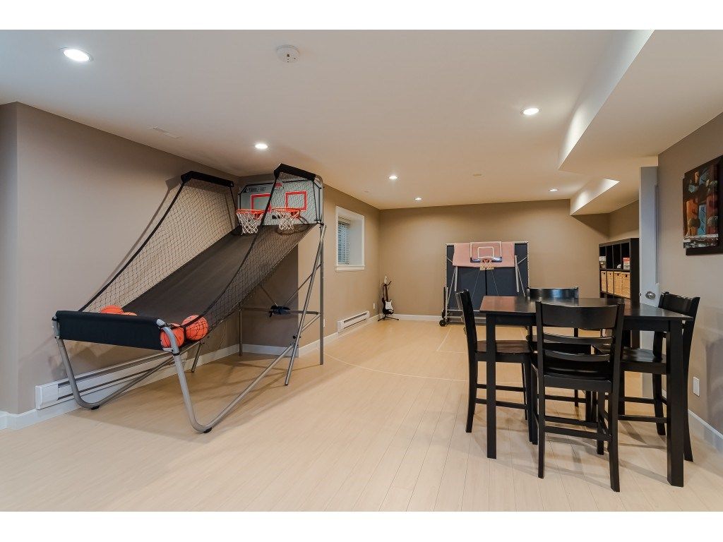 listing image 1103583552064888047