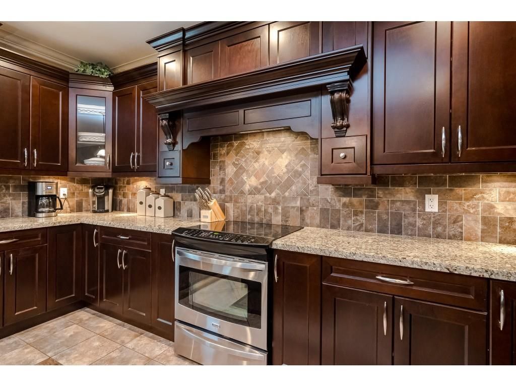 listing image 1106332168547945897