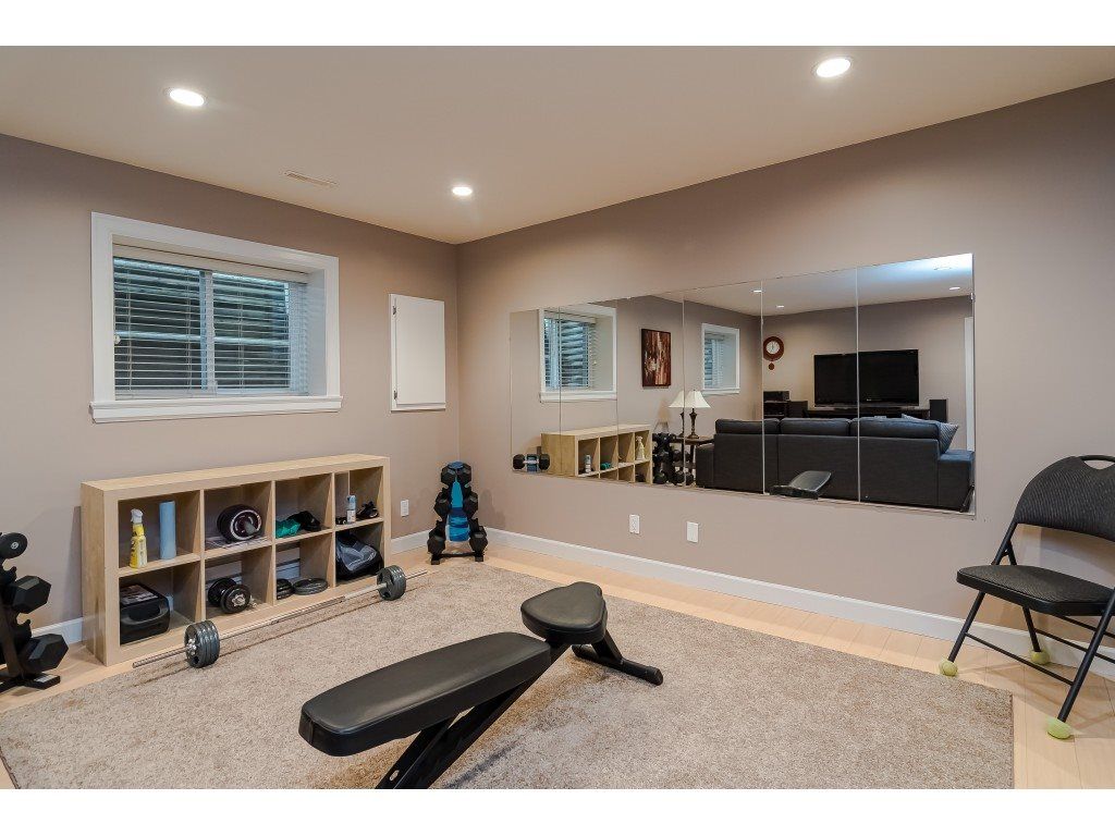 listing image 1103055082973801402