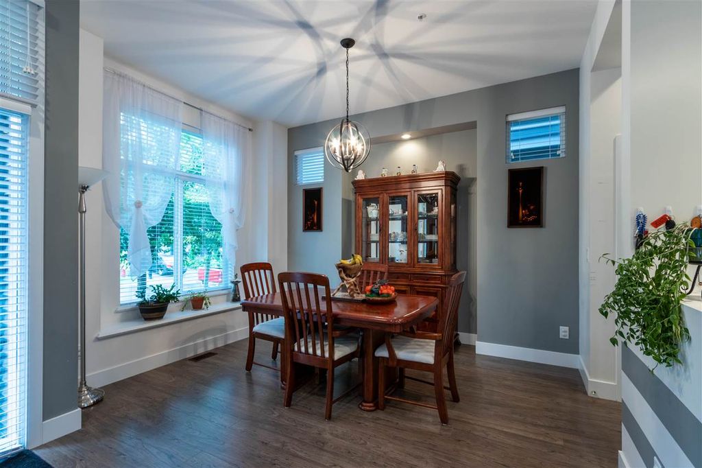 listing image 1101415734318091080