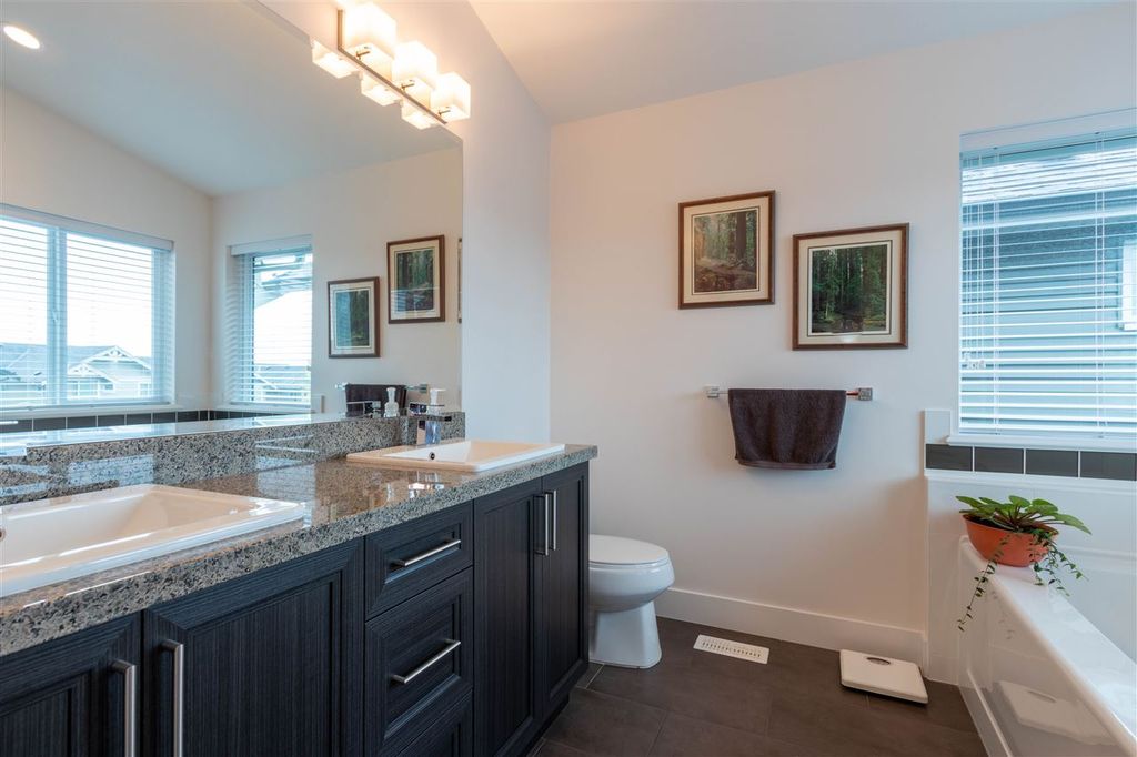 listing image 1108150767453968239