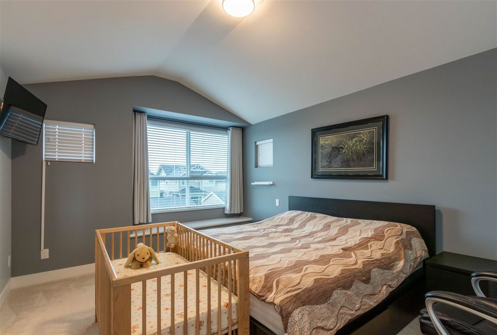 listing image 1109142130348603484
