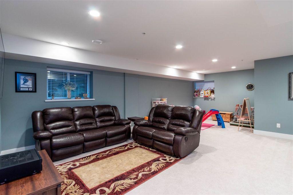 listing image 1103184727148836536