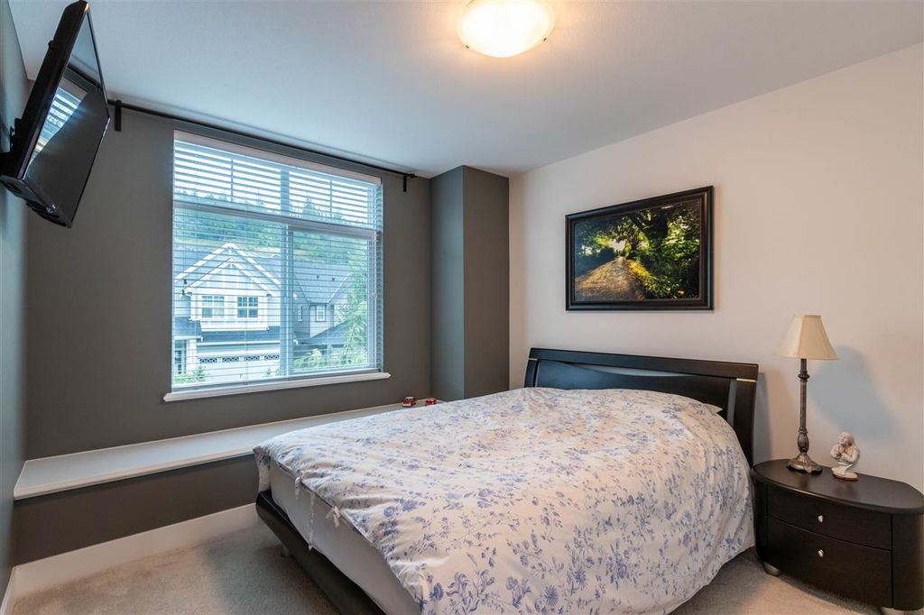 listing image 1105380817422212529
