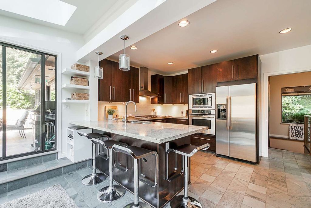 listing image 1104400391779077590