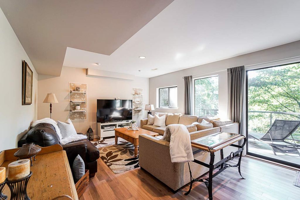 listing image 1103487685844366652
