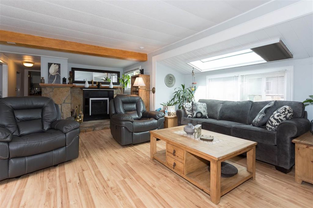 listing image 1107344418006653663