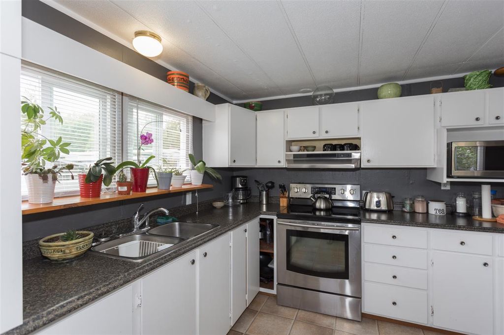 listing image 1109197625494105329