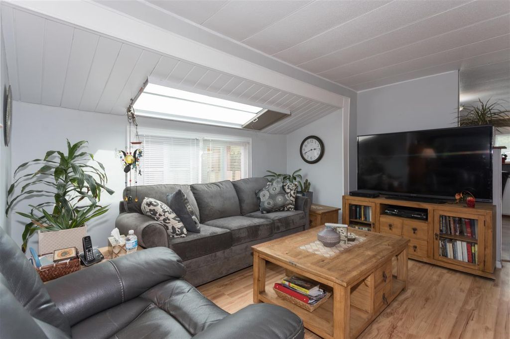 listing image 1106123790465768249