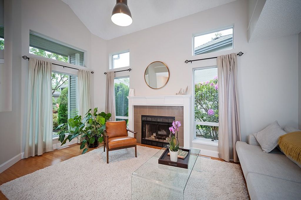 listing image 1101561248990888606
