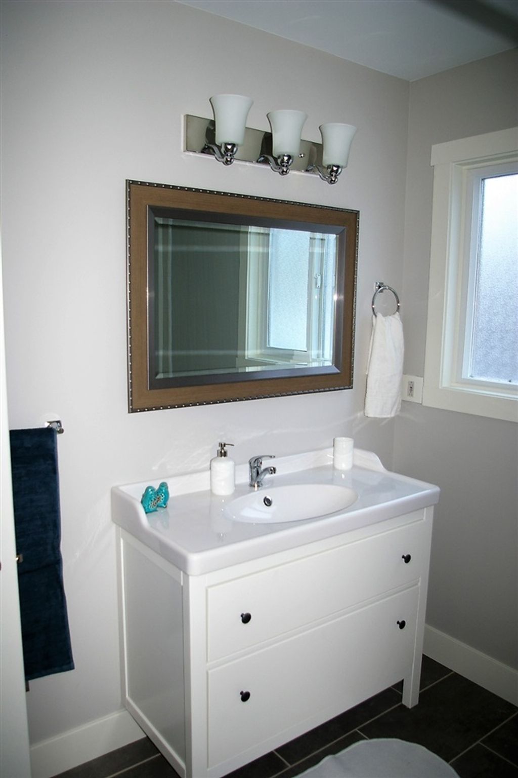 listing image 1108276245581831412