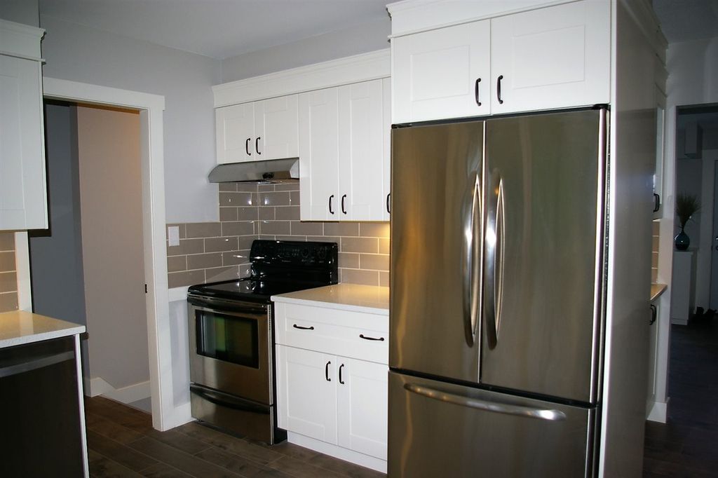 listing image 1102341735873333628