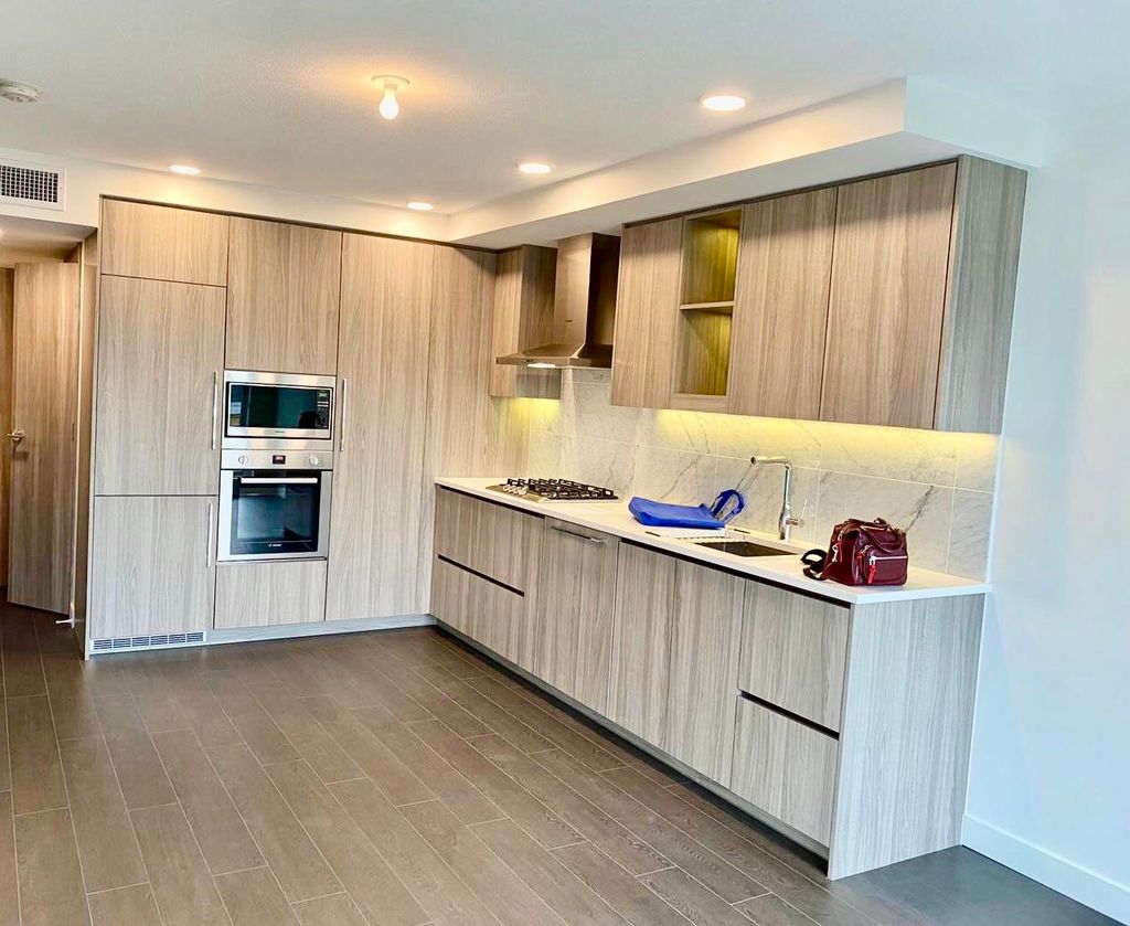 listing image 1101461722558901062