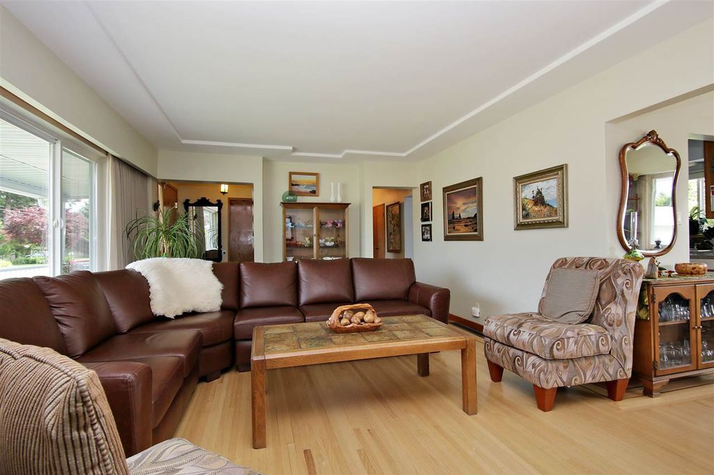 listing image 1100042907897481897