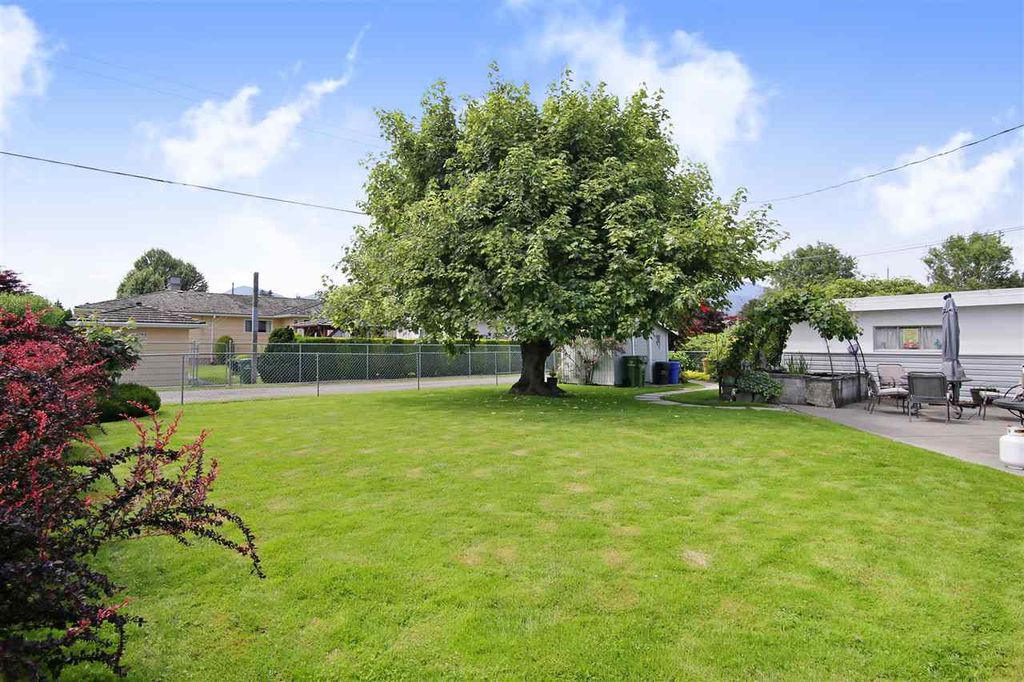 listing image 1107930246385910127