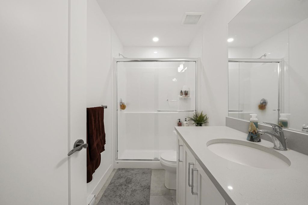 listing image 1105864096534942110