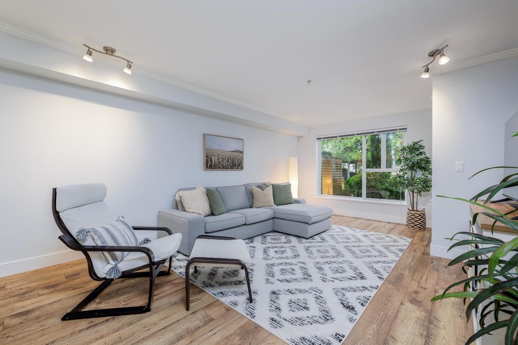 listing image 1108740180918223494